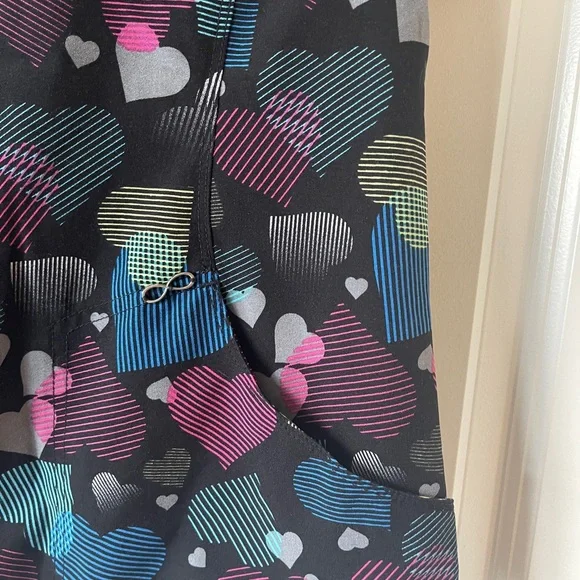 Scrub top - Picture 4 of 4